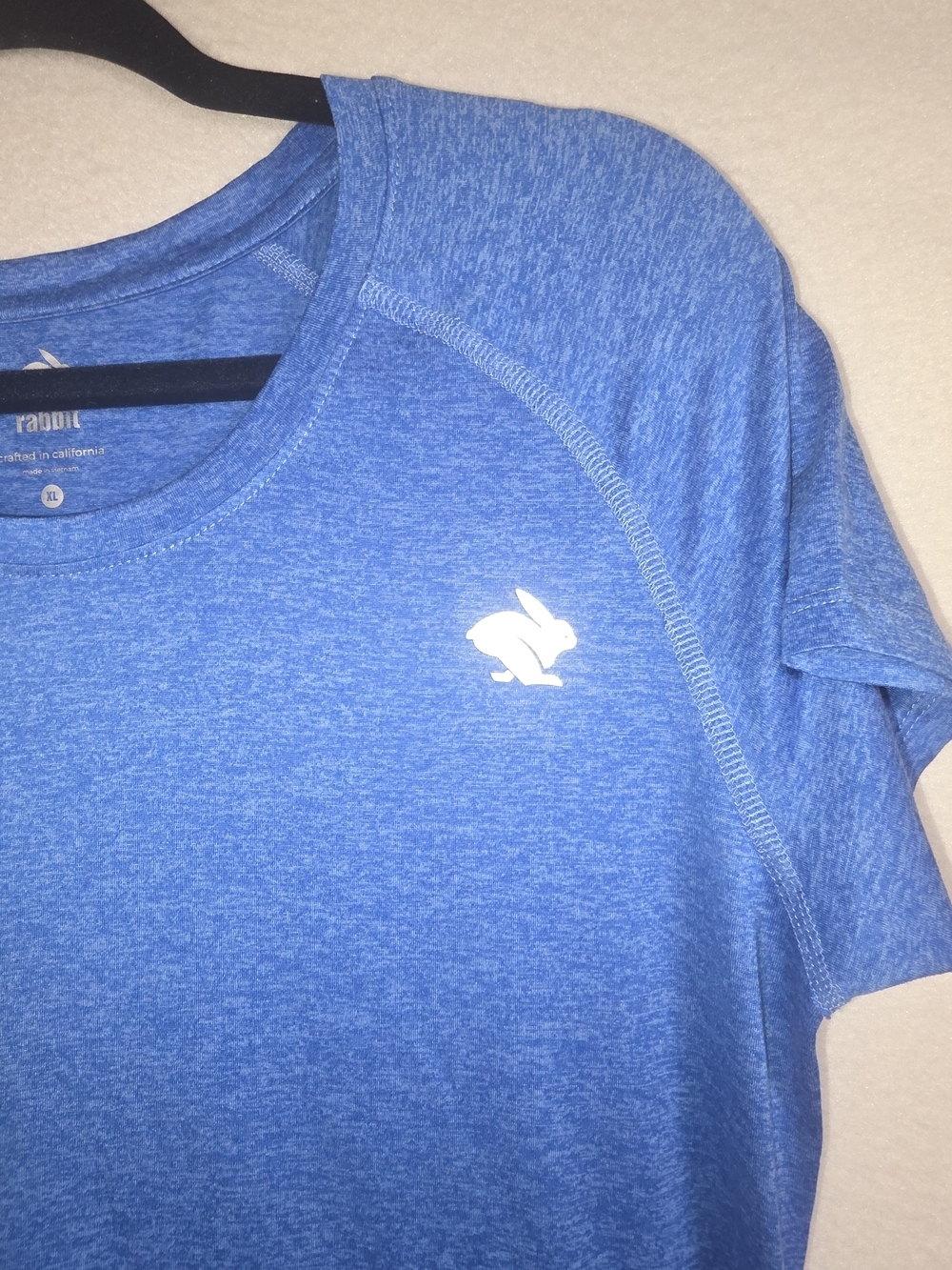 Rabbit Running Tee XL Blue Athletic Shirt Short Sleeve Performance Workout Top - Picture 3 of 9